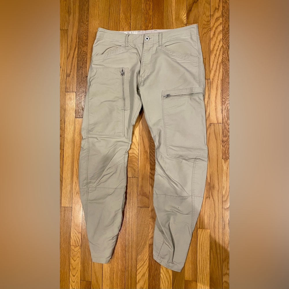G-Star men’s cargo pants. Powel 3D Tapered